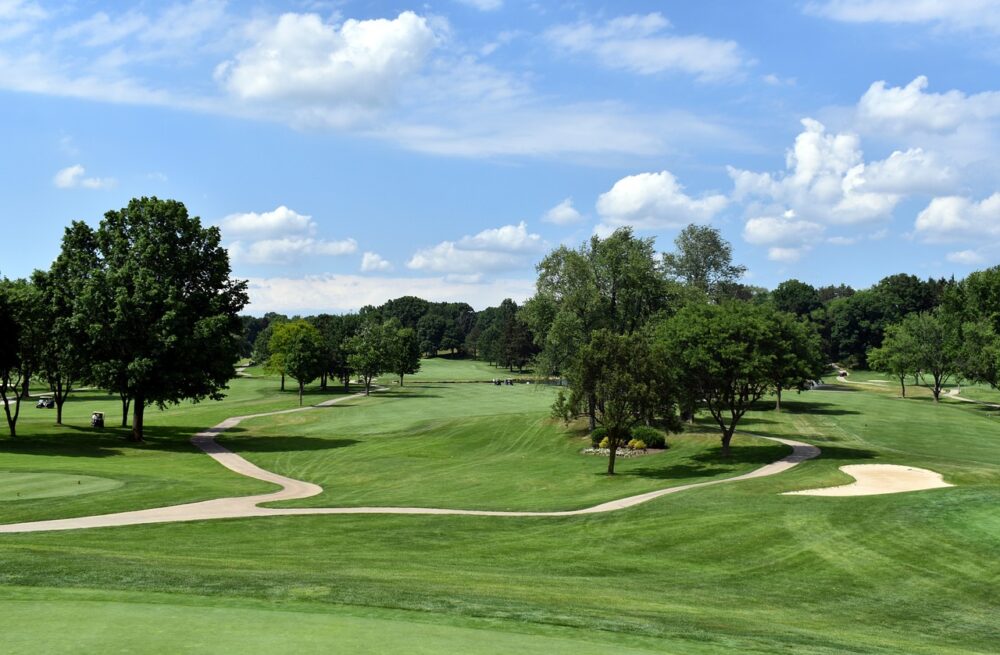 beautiful-golf-course-scenery