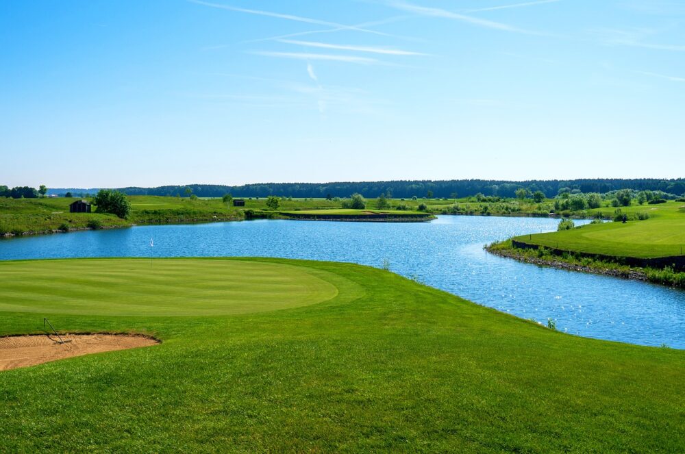 blue-sky-and-wide-pond